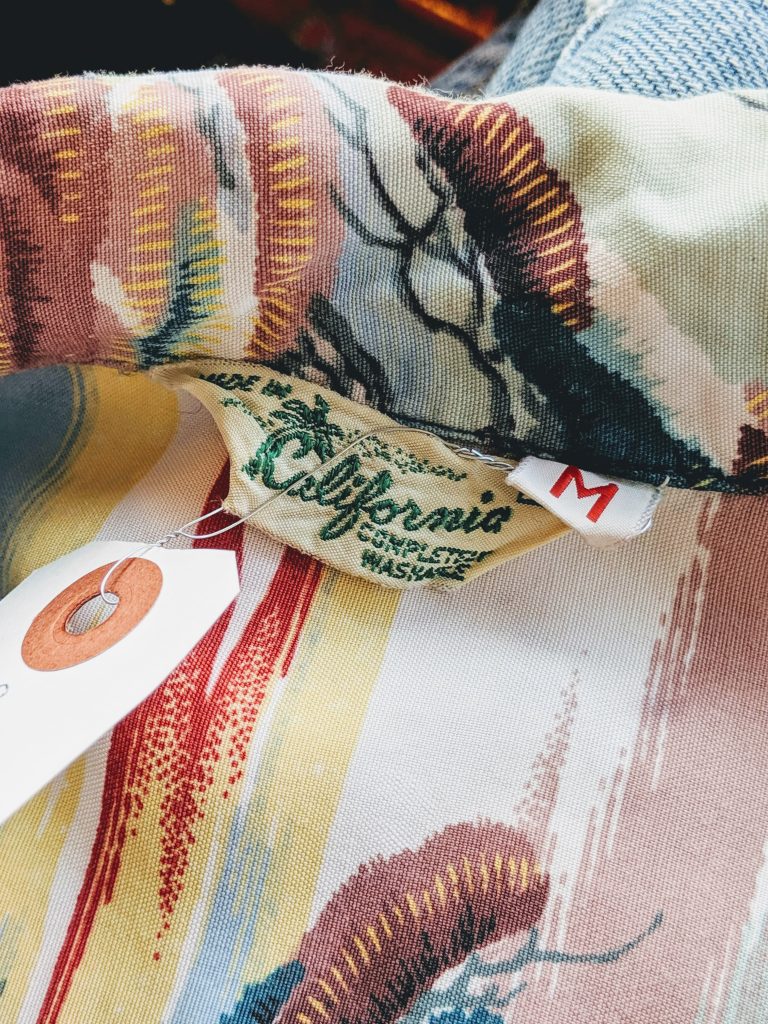 1950s Made in California Japanese pattern S/S Rayon Aloha Shirt