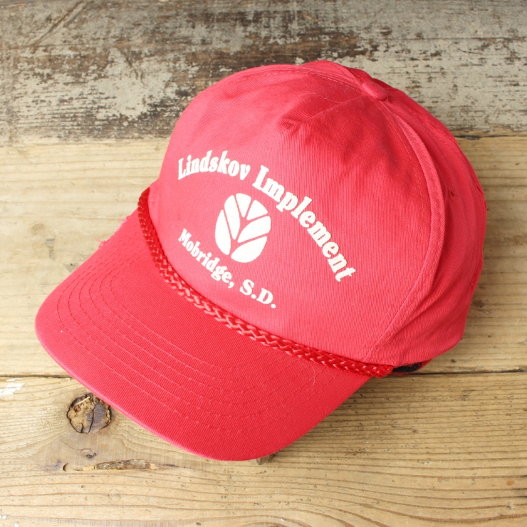70s 80s USA COBRA CAPS Lindskov Implement トラッカー キャップ 帽子 レッド 赤 フリーサイズ アメリカ古着